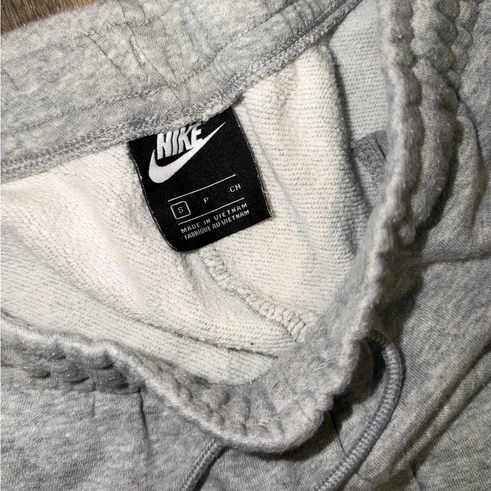 Women's Gray Nike Sweatpants Joggers sz Small - Picture 7 of 7